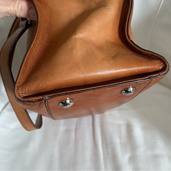 Michael Kors Hamilton Bag Intentionally Distressed Leather Silver Accents - Picture 6 of 10